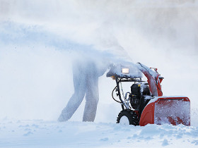 10 Great Reasons Using a Snow Plow instead of a Snow Blower